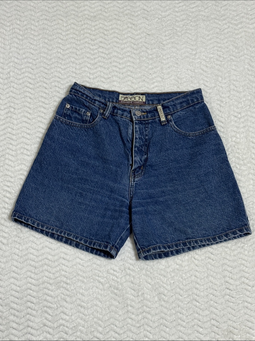 Sasson Women’s Vintage Denim Shorts Bermuda Cut Off Jorts Medium Wash